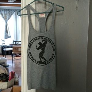 Arnold Schwarzenegger bro tank/stringer